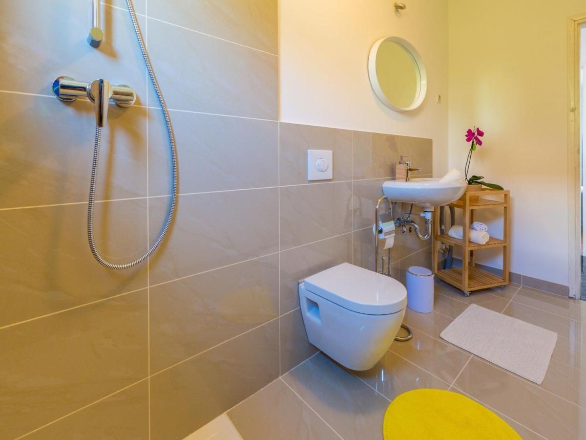 Apartment Pavla Crikvenica Buitenkant foto